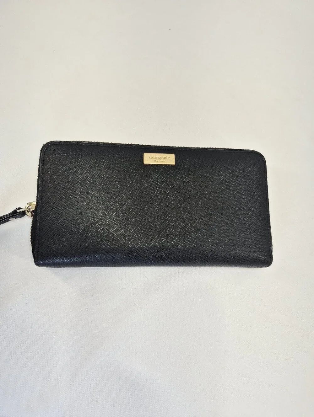 KATE SPADE Laurel Way Neda Saffiano Leather Large Black Ziparound Wallet